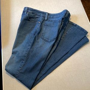 NYDJ, Billie, mini bootcut size 10 Blue Jeans. Cotton, elastase, stretchy. Nice